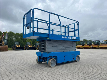 Scissor lift GENIE