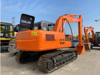 Crawler excavator Original 2022 year made in Korea HITACHI ZX130 Korea brand in good condition with hammer crusher: picture 3