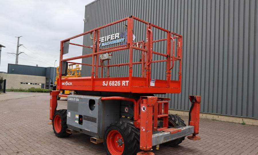 Scissor lift SkyJack SJ6826 Diesel, 4x4 Drive, 10m Working Height, 567k: picture 8