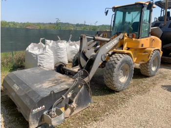 Wheel loader VOLVO