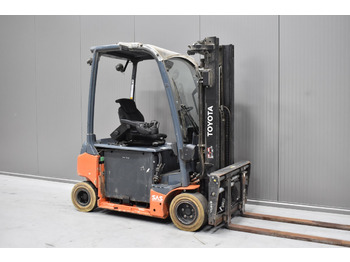 Electric forklift TOYOTA