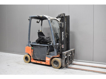 Electric forklift TOYOTA