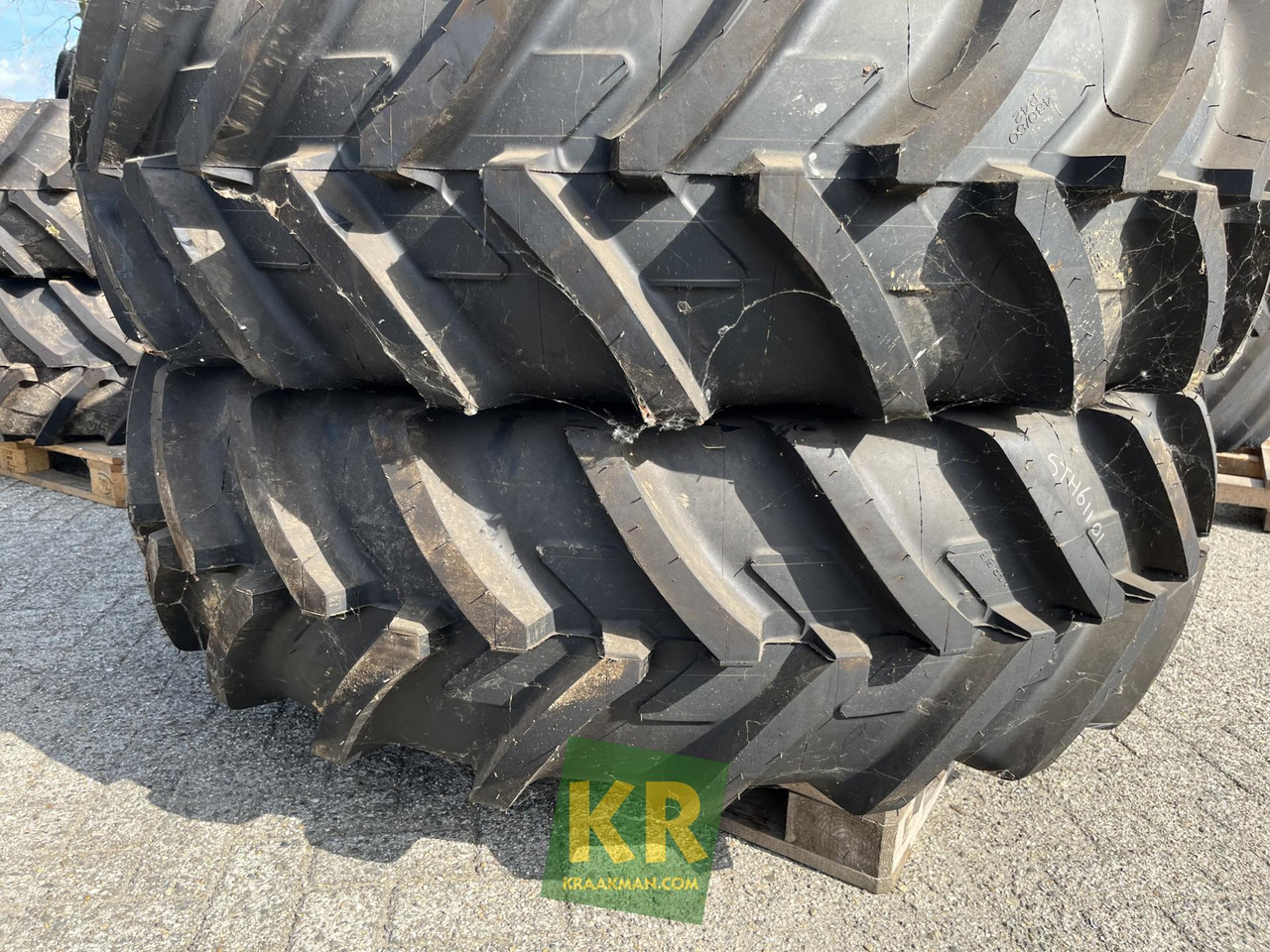 New Wheel and tire package for Agricultural machinery 480/80R42 Agribib  Michelin: picture 2