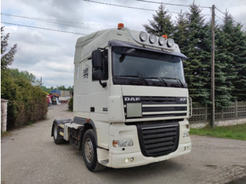 Tractor unit DAF XF 105 460