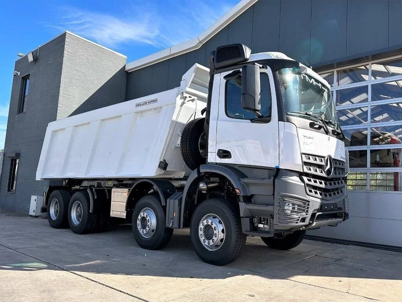 New Tipper Mercedes-Benz Arocs 4140 K 8x4 Tipper Truck (70 units): picture 16