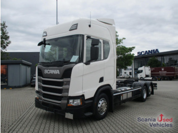 Container transporter/ Swap body truck SCANIA R 410