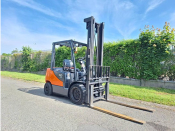 Diesel forklift DOOSAN