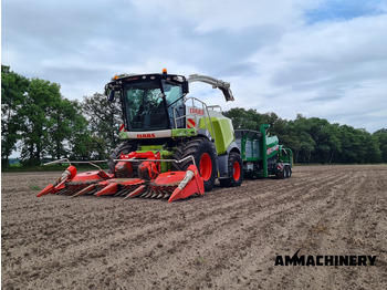 Forage harvester CLAAS Jaguar 940