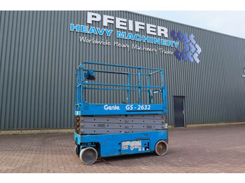 Scissor lift GENIE