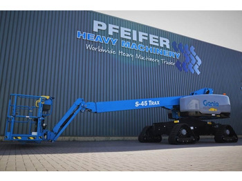 Telescopic boom GENIE S45