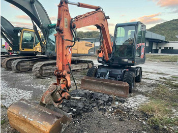 Wheel excavator DOOSAN