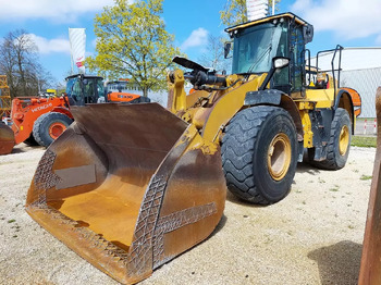 Wheel loader CATERPILLAR 966M