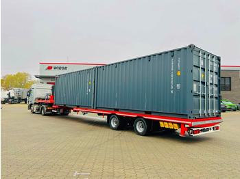 Low loader semi-trailer