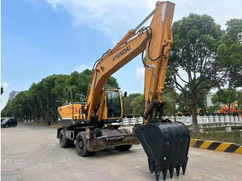 Wheel excavator HYUNDAI R210