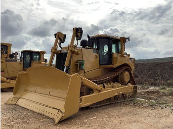 Bulldozer CATERPILLAR D8T