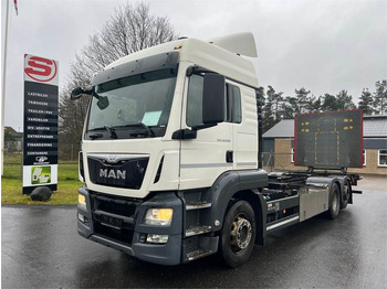 Container transporter/ Swap body truck MAN TGS 26.500