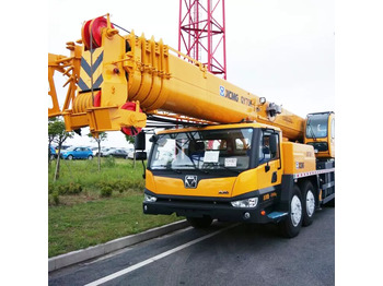 Mobile crane XCMG Official Second Hand QY70K-I 70t Telescopic Jib Pickup Truck Crane For Sale: picture 3