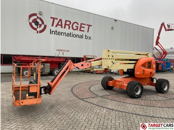 Articulated boom JLG