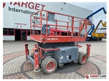 Scissor lift SKYJACK