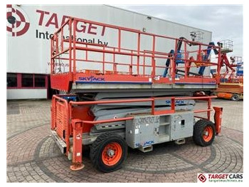 Scissor lift SKYJACK