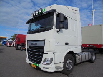 Tractor unit DAF XF 440