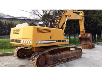 Crawler excavator LIEBHERR R 932