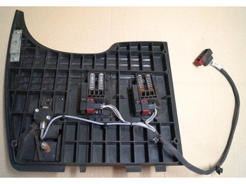 Frame/ Chassis for Material handling equipment Jungheinrich 51189782 | Vloerplaat Floorplate ETV from Year 2011 Driving pedal 5 Vloerplaat Floorplate ETV from Year 2011 Driving pedal 51443197 Brake pedal 51198398 Kill switch 51188550 kabel 51178968: picture 2