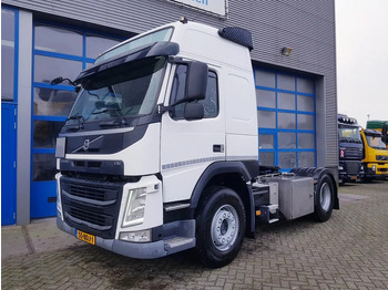 Tractor unit VOLVO FM 380