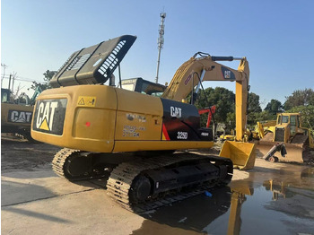 Crawler excavator CATERPILLAR 325D