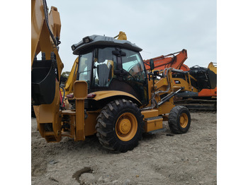 Backhoe loader CATERPILLAR 420F: picture 5