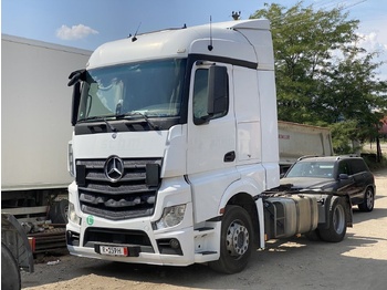 Tractor unit MERCEDES-BENZ Actros 1843