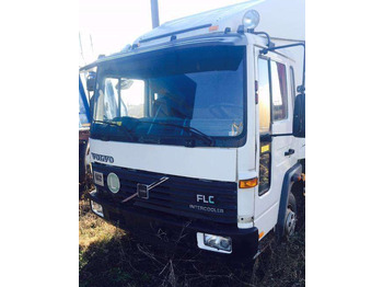 Tractor unit VOLVO FL6