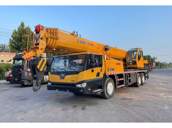 Mobile crane XCMG