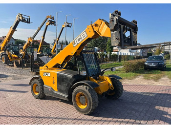 Telescopic handler JCB