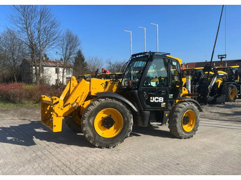 Telescopic handler JCB