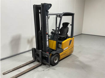 Electric forklift Jungheinrich EFG 213: picture 4