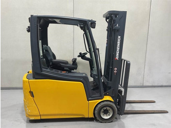 Electric forklift JUNGHEINRICH EFG