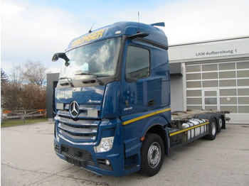 Container transporter/ Swap body truck MERCEDES-BENZ