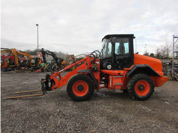 Wheel loader JCB 411