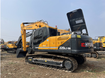 Crawler excavator HYUNDAI