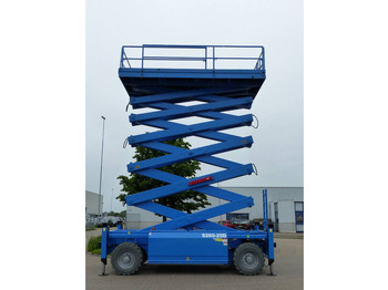 Scissor lift