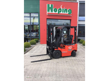 Electric forklift