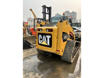 Skid steer loader Caterpillar 246C: picture 4