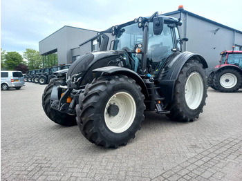 Farm tractor VALTRA N-series