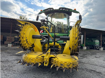 Forage harvester JOHN DEERE 8400: picture 2