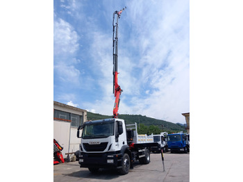 Crane truck IVECO Stralis