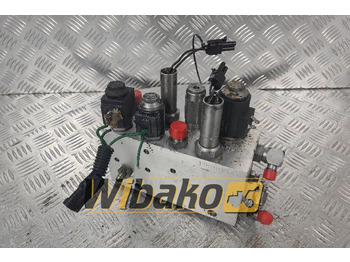 Hydraulic valve CASE