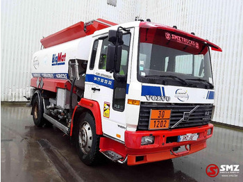 Tank truck VOLVO FL6