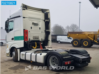 Tractor unit Mercedes-Benz Actros 1842 4X2 Mega StreamSpace: picture 3