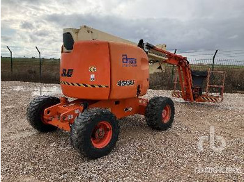 Articulated boom JLG